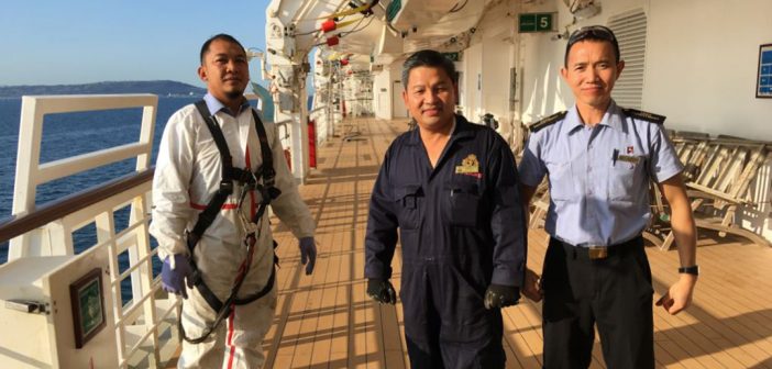 Life on board QE