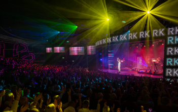 Ronan Keating rocks Arvia!
